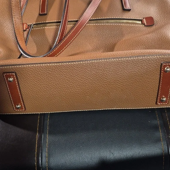 Dooney & Bourke Large Shopper - Picture 13 of 16